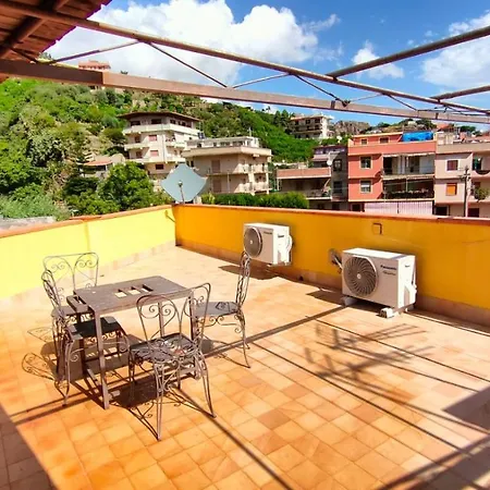 Casa Soprano Da Anita Nyaraló *
