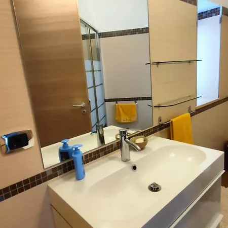 Casa Soprano Da Anita * Mesyna